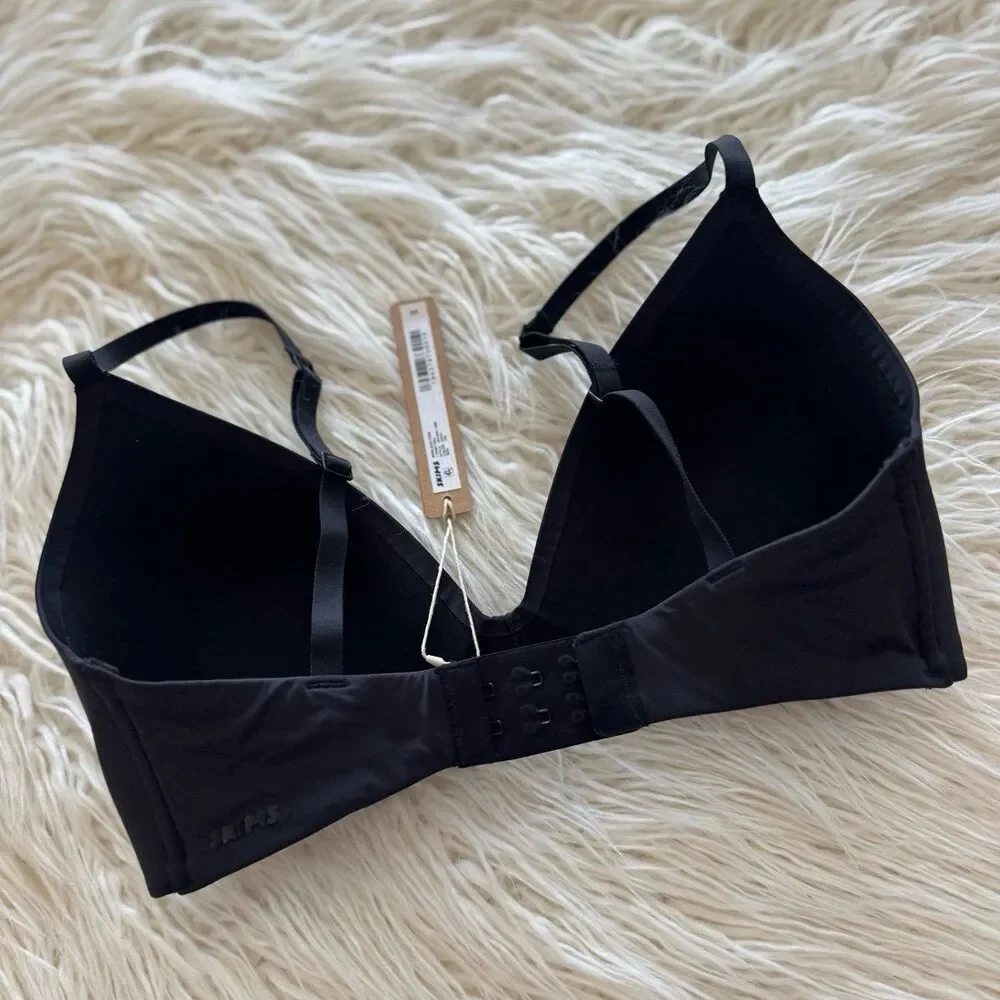 Skims Wireless Form T-shirt Bra Onyx Size 32D